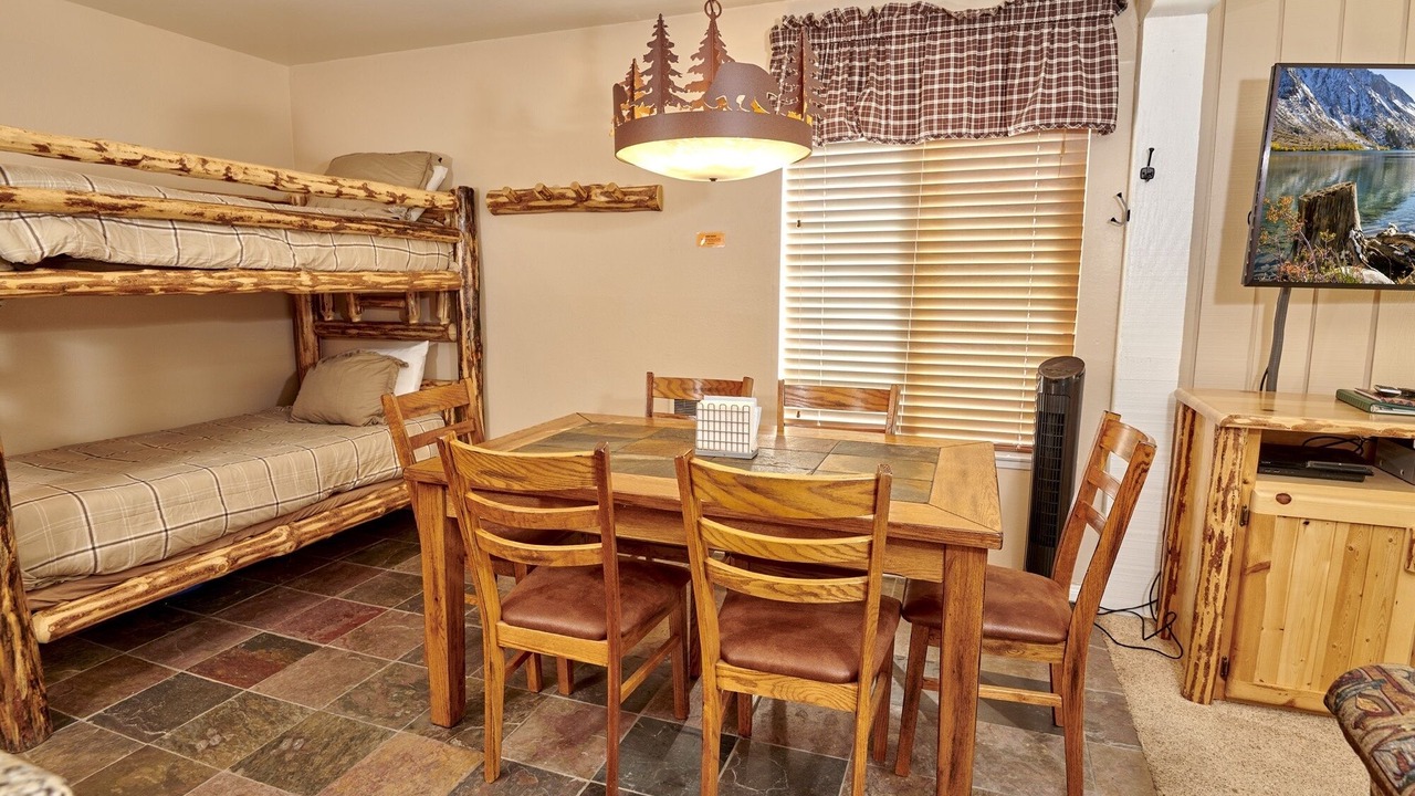 Photo of Bedroom in Mammoth Lakes