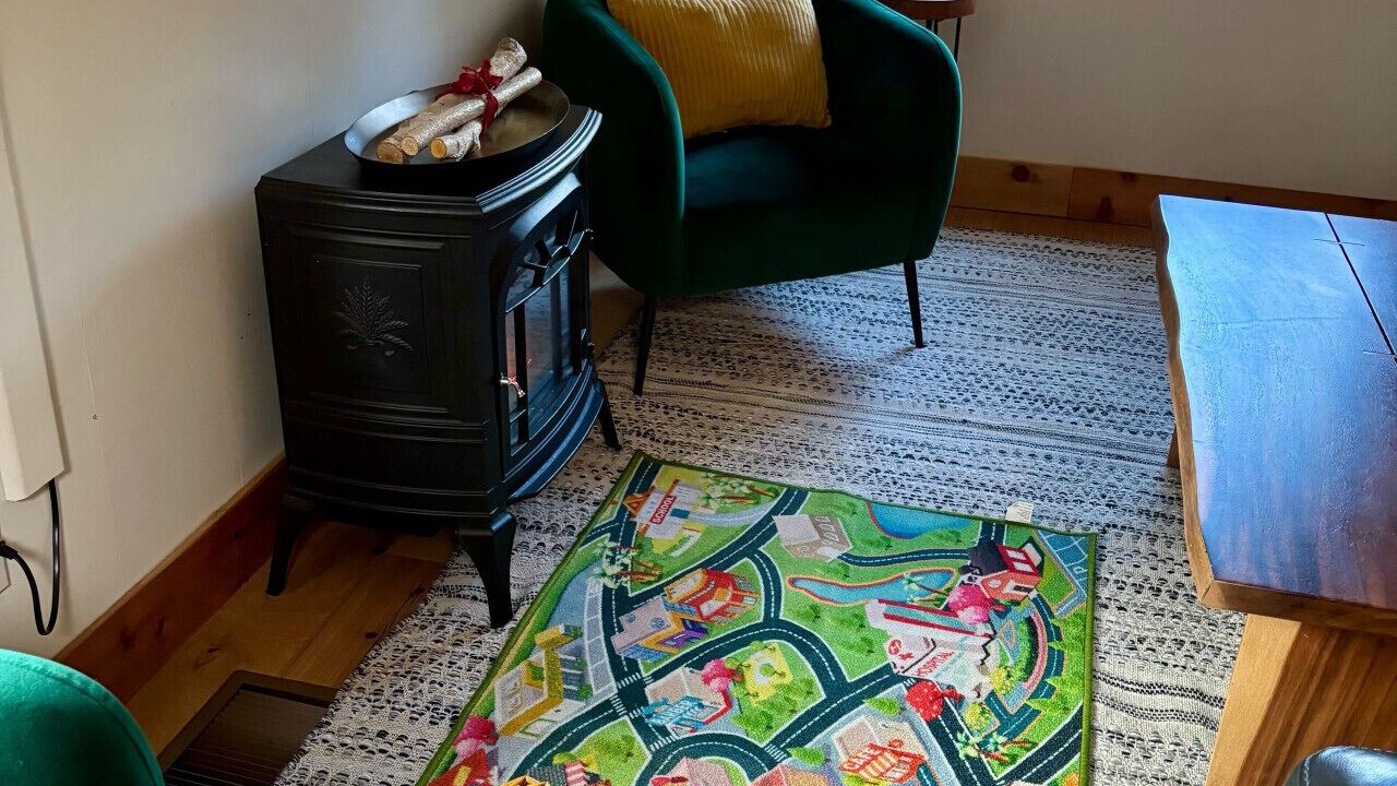 Photo of Livingroom in Wrightwood