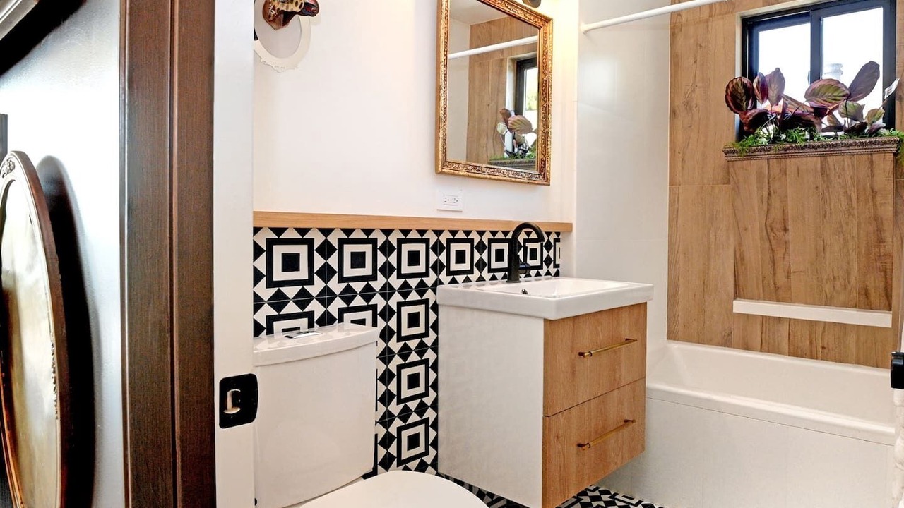 Photo of Bathroom in Montecito Heights