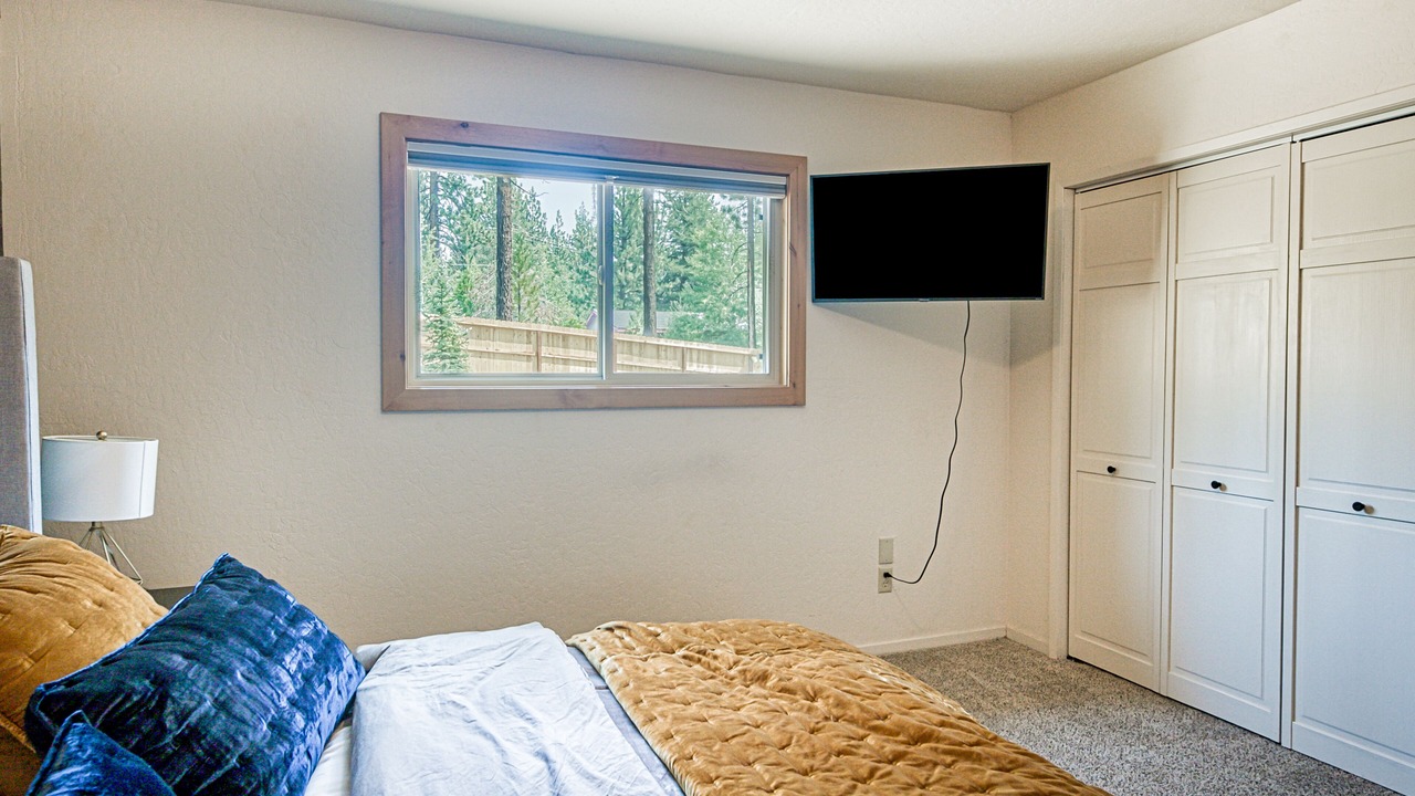 Photo of Bedroom in Mountain View Estates