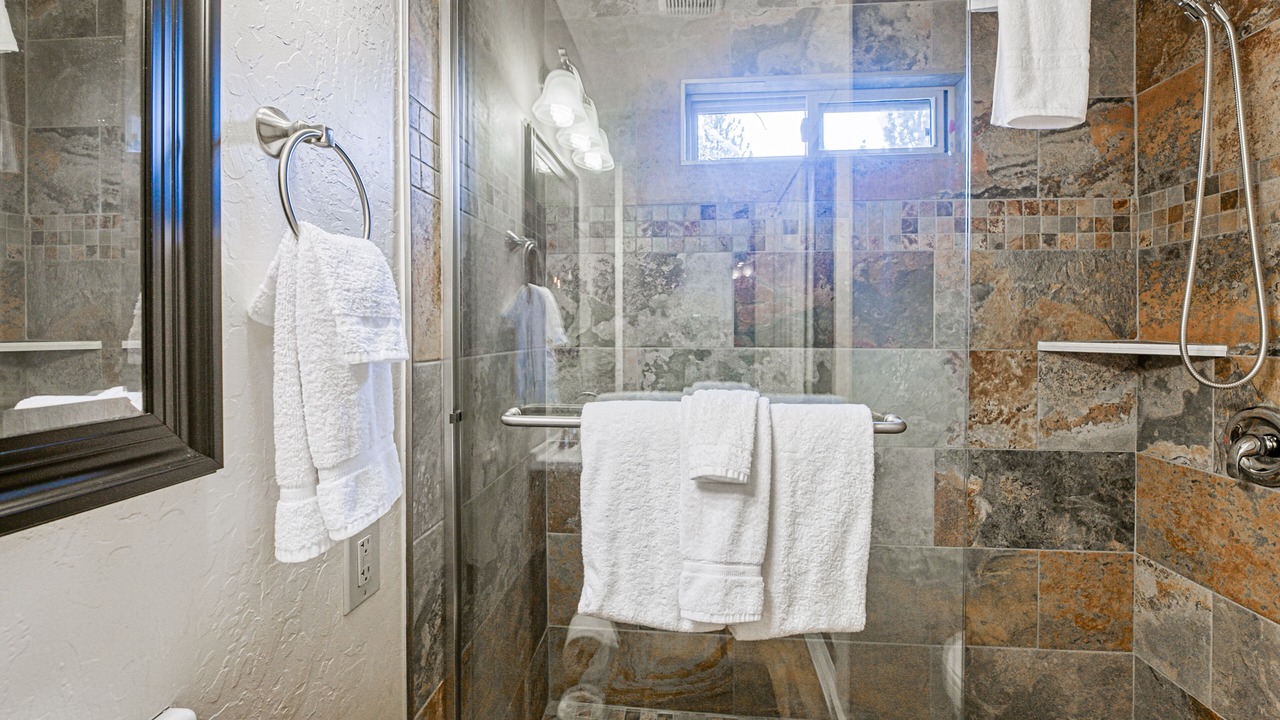 Photo of Bathroom in Mountain View Estates