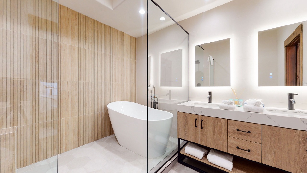Photo of Bathroom in Woodwinds