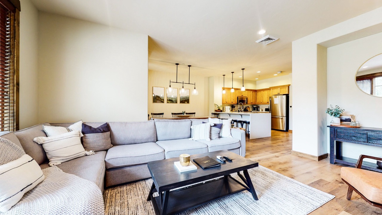 Photo of Livingroom in Woodwinds
