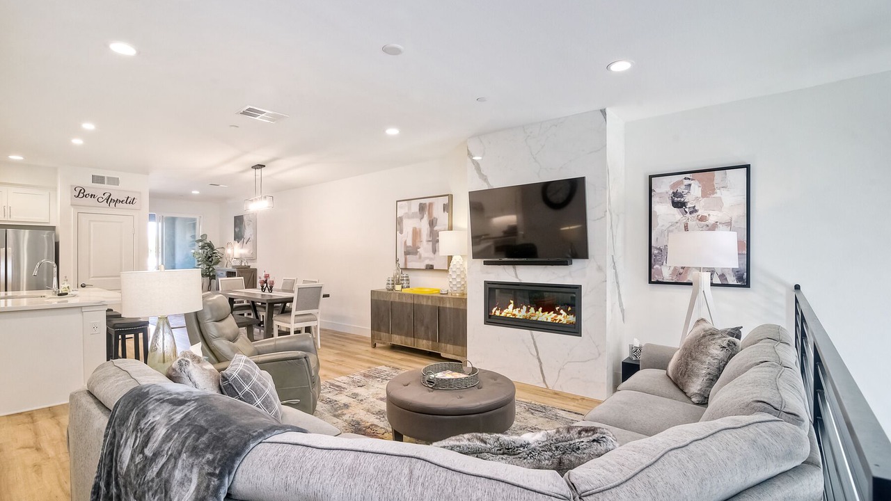 Photo of Livingroom in Carlsbad Village