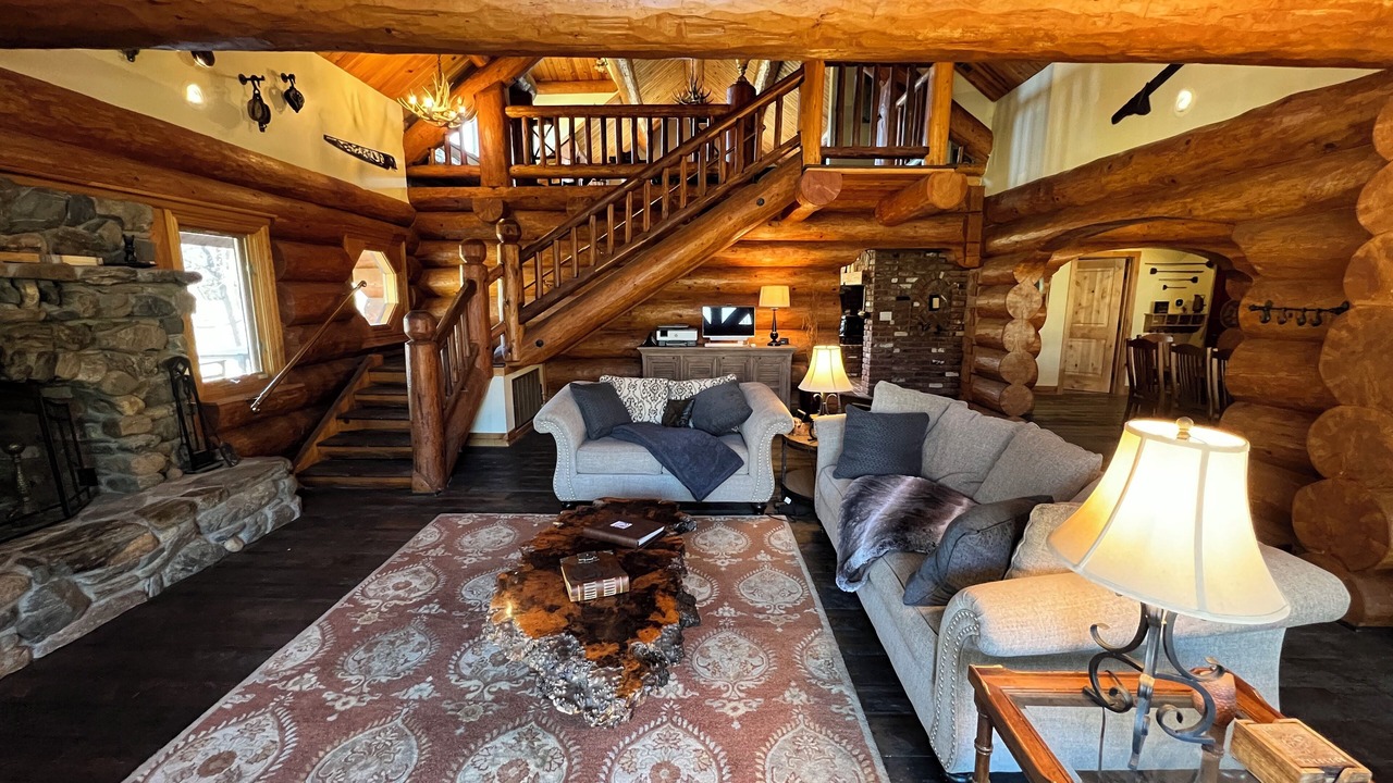Photo of Livingroom in Fiddletown