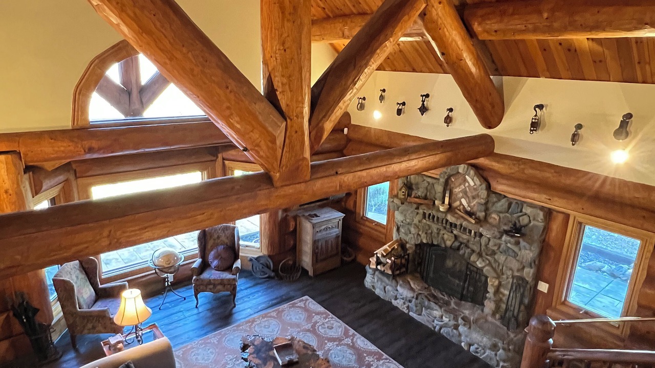 Photo of Livingroom in Fiddletown