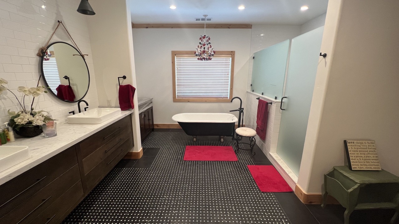 Photo of Bathroom in Fiddletown