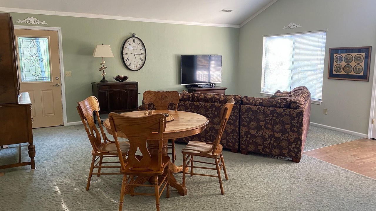 Photo of Livingroom in Sutter Creek