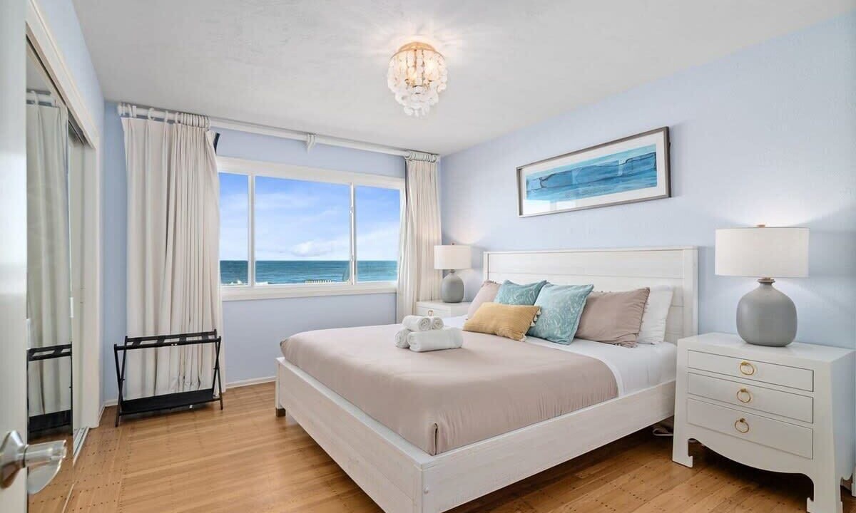 Photo of Bedroom in Sharp Park