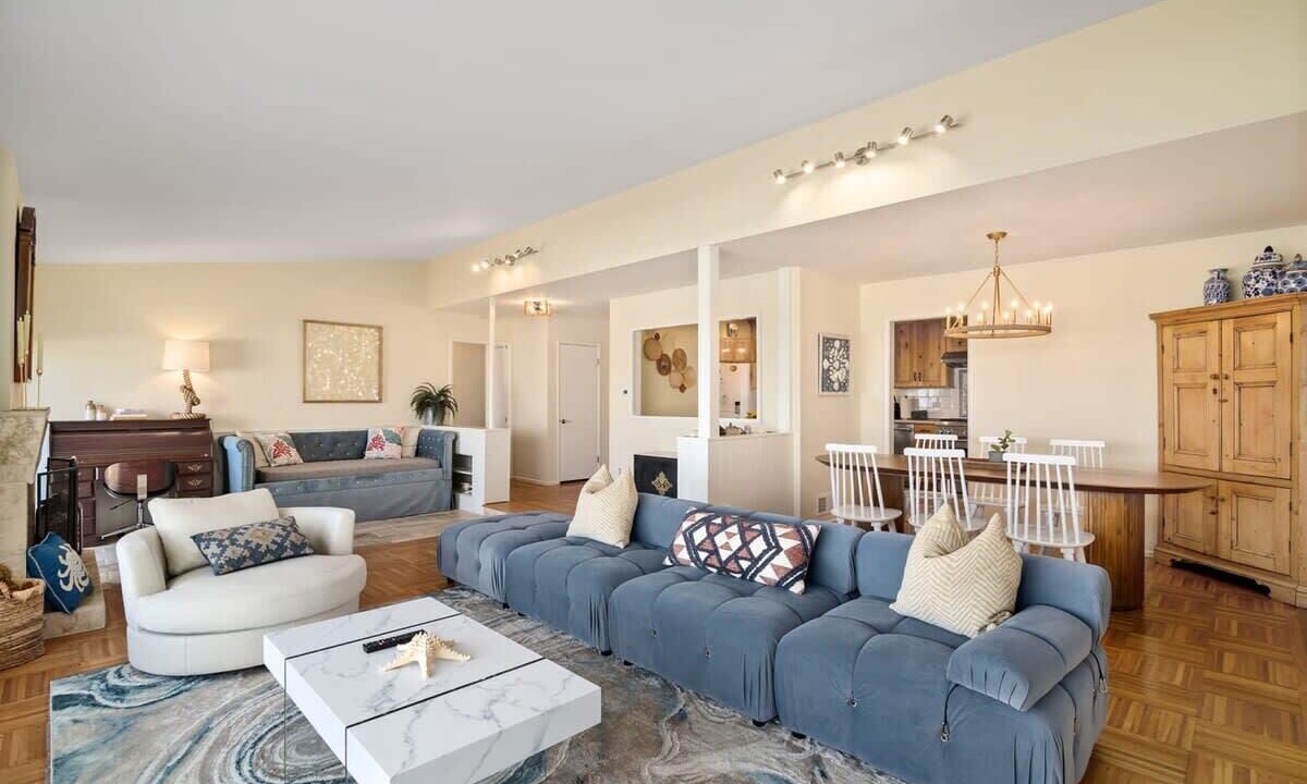 Photo of Livingroom in Sharp Park