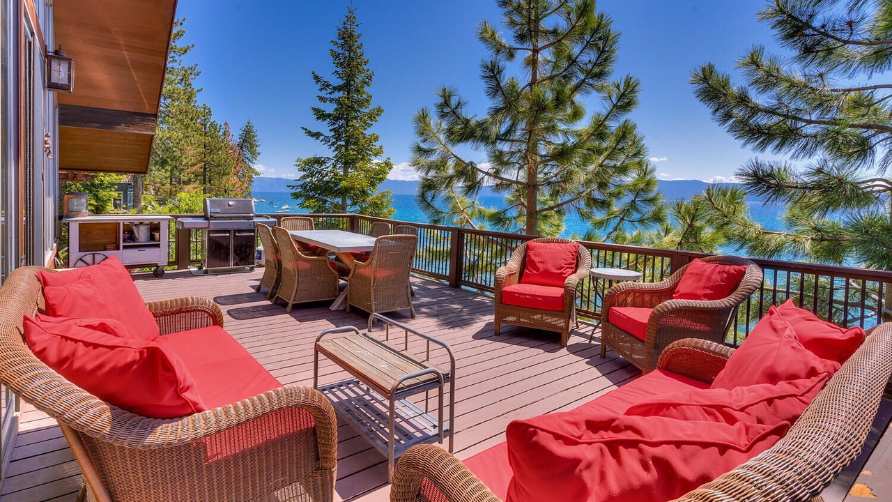 Photo of Outdoor in Meeks Bay