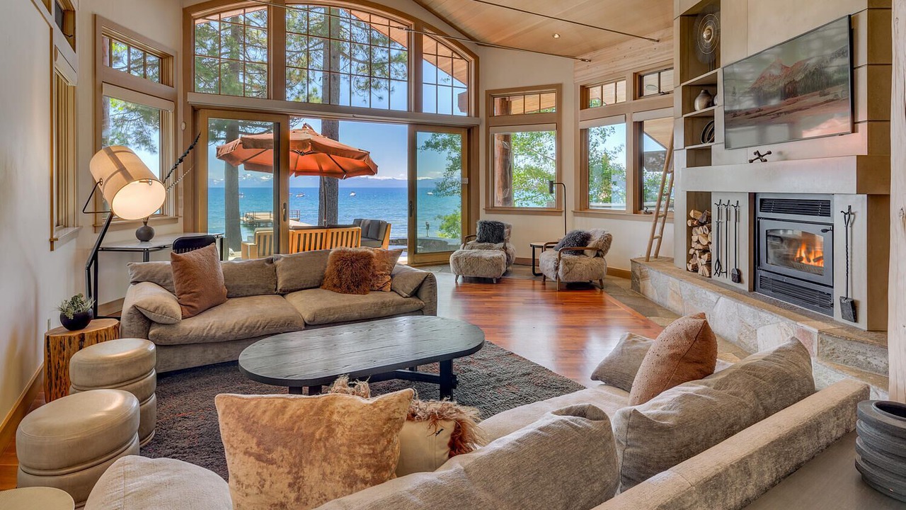 Photo of Livingroom in Kings Beach