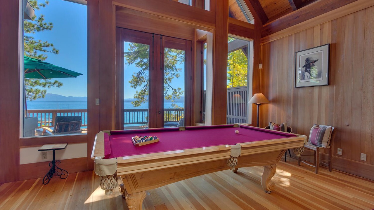 Photo of Bedroom in Tahoe Woods