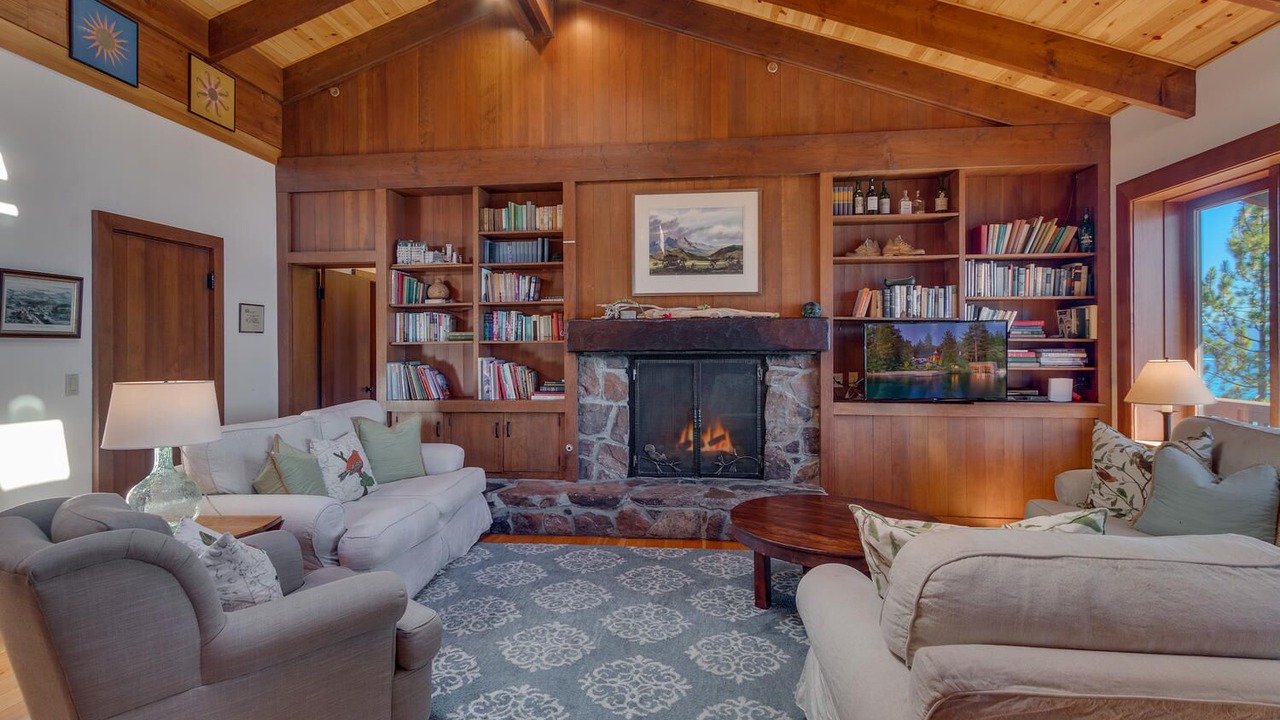 Photo of Livingroom in Tahoe Woods