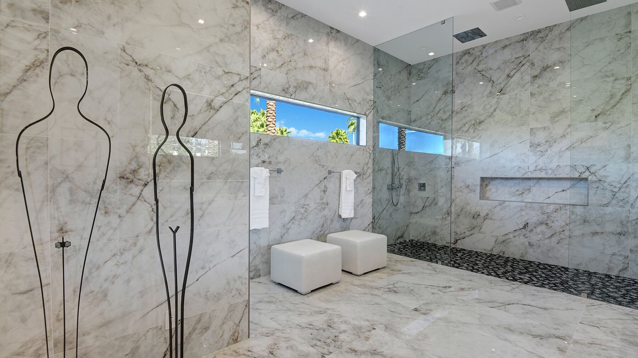 Photo of Bathroom in Magnesia Falls Cove