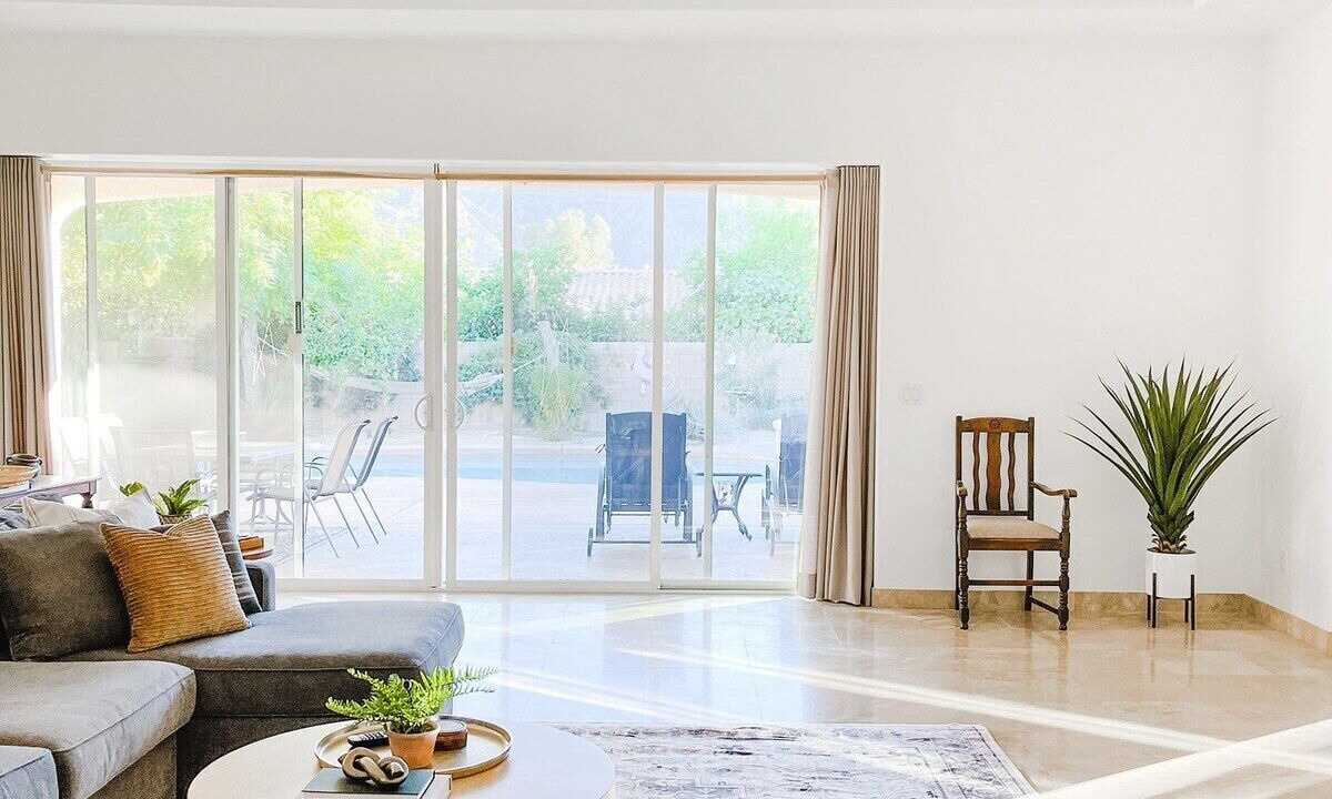 Photo of Livingroom in Desert Club Estates