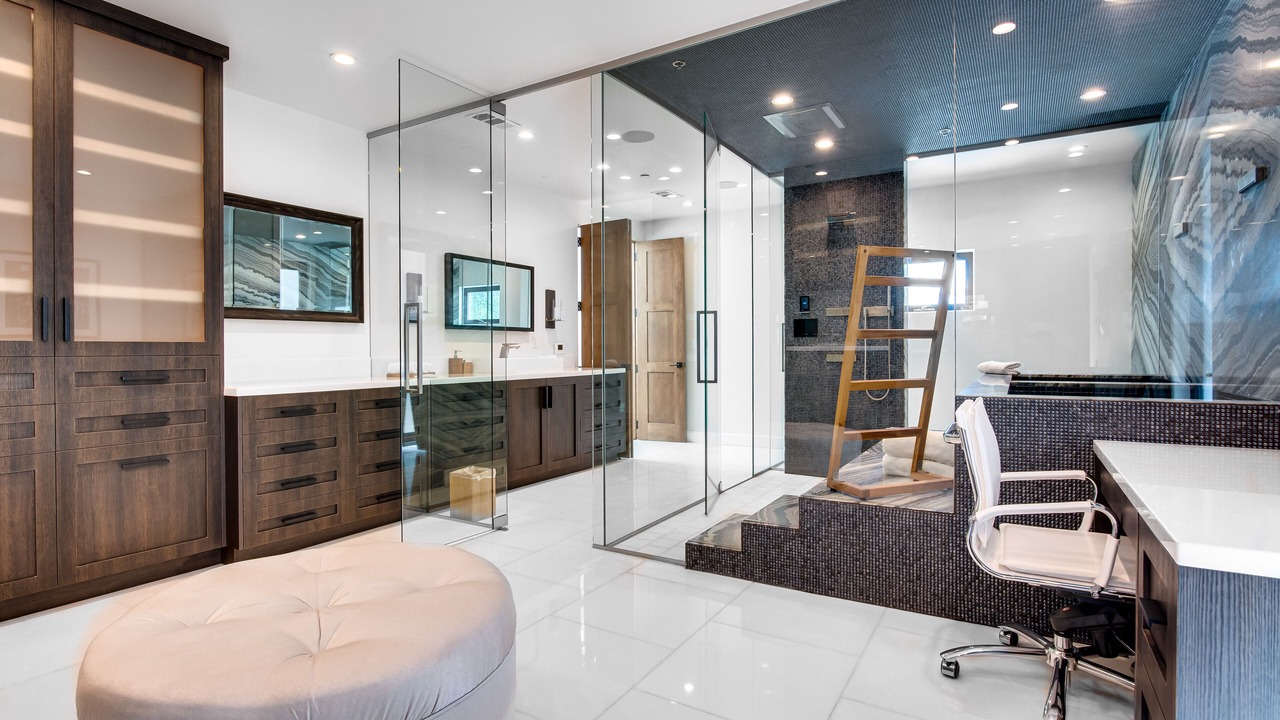 Photo of Bathroom in Los Feliz