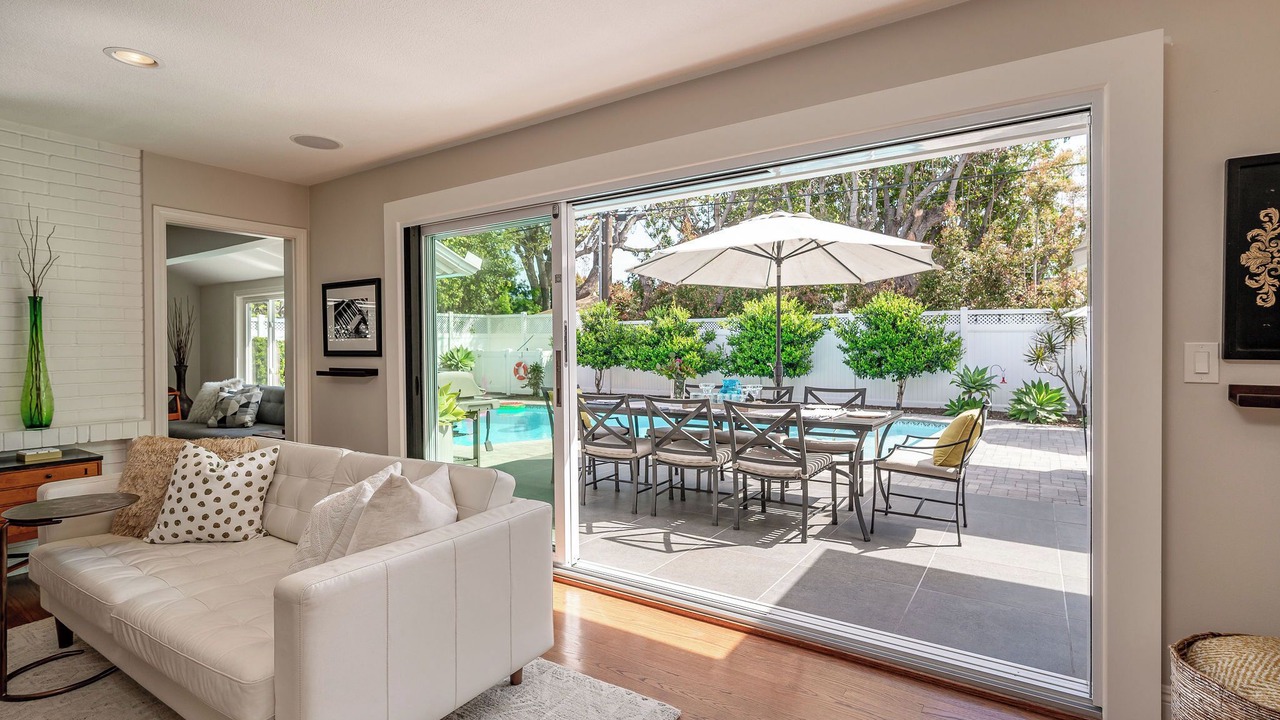 Photo of Livingroom in Santa Ana