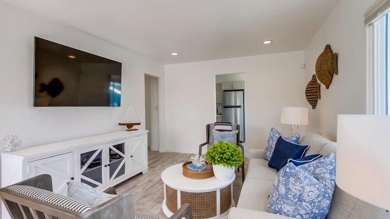 Photo of Livingroom in Mission Beach