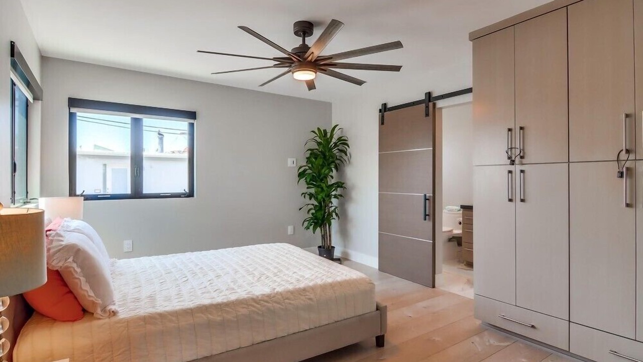 Photo of Bedroom in Mission Beach