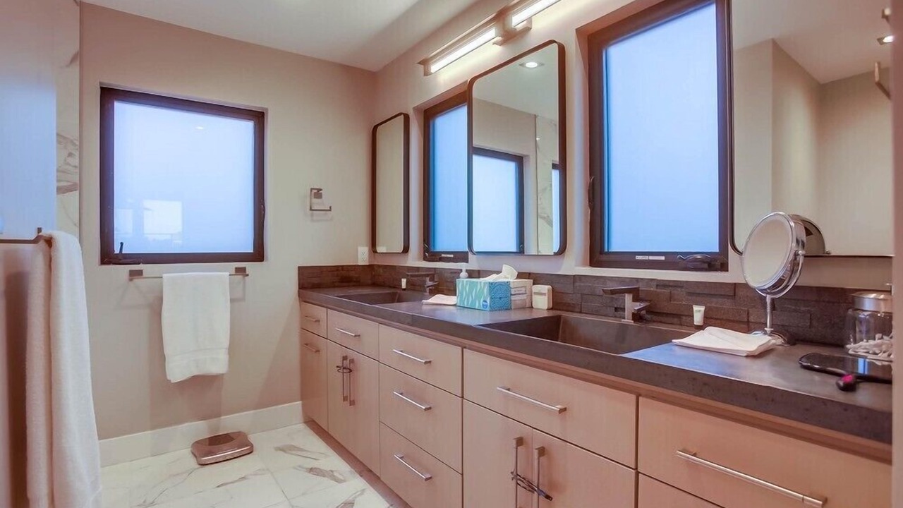 Photo of Bathroom in Mission Beach