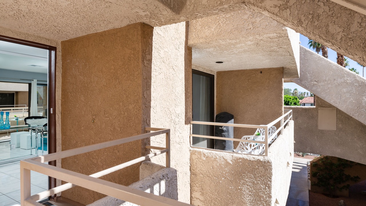 Photo of Patio Balcony in Warm Sands