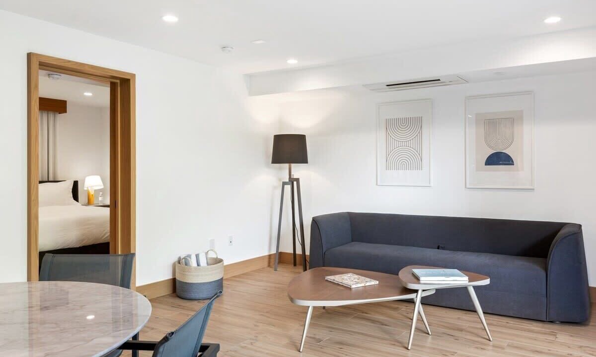 Photo of Bedroom in Eastern Malibu