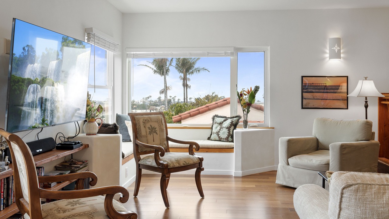 Photo of Livingroom in Ocean Beach