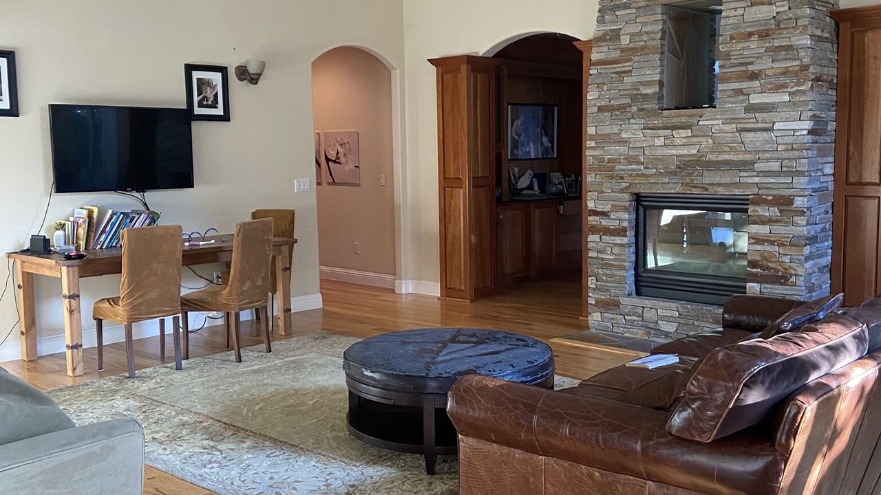 Photo of Livingroom in Sierra Oaks