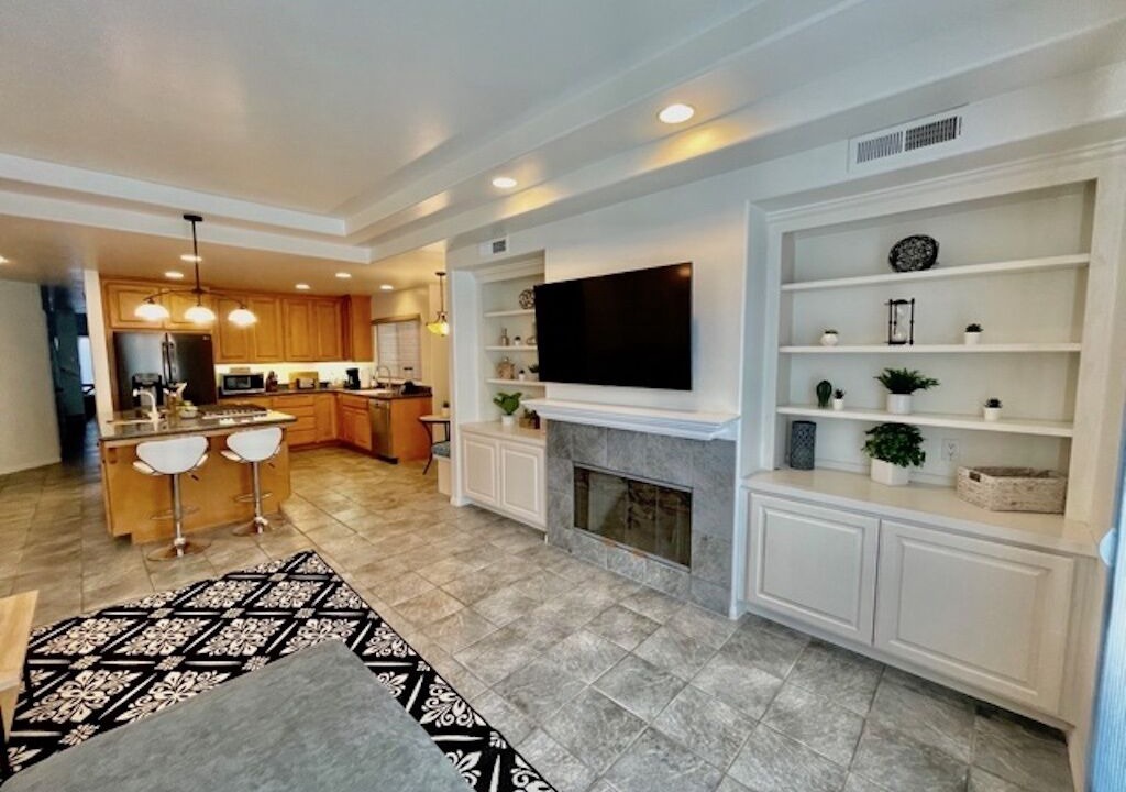Photo of Bedroom in Village of La Jolla
