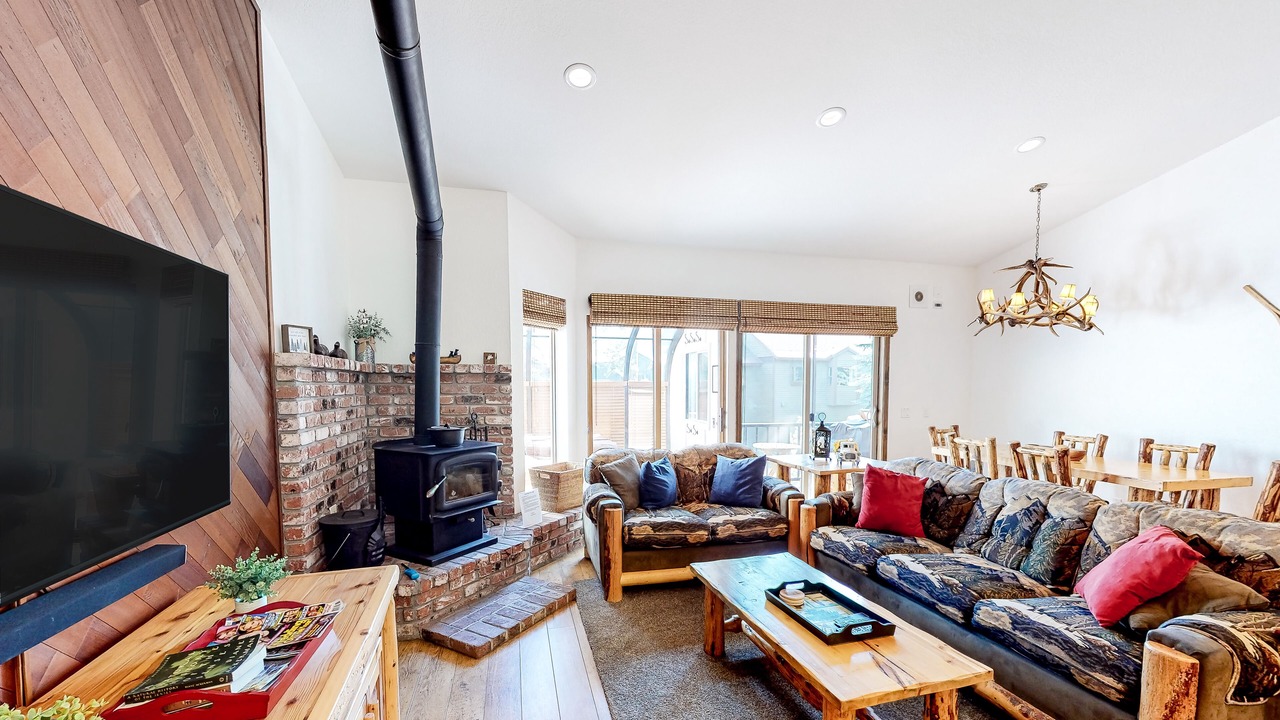 Photo of Livingroom in Mammoth Lakes