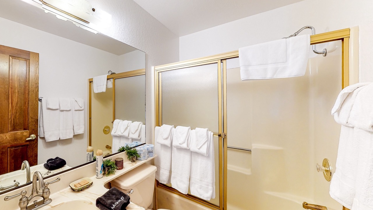 Photo of Bathroom in Mammoth Lakes
