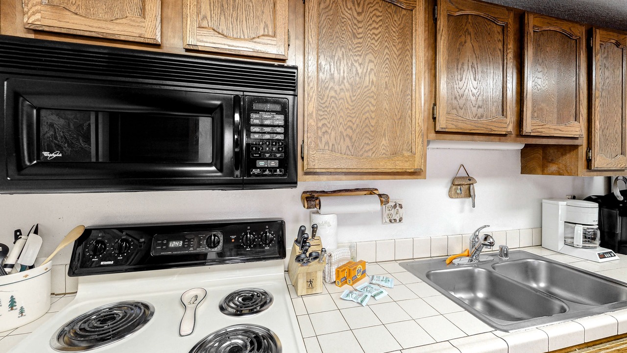 Photo of Kitchen in Mammoth Lakes