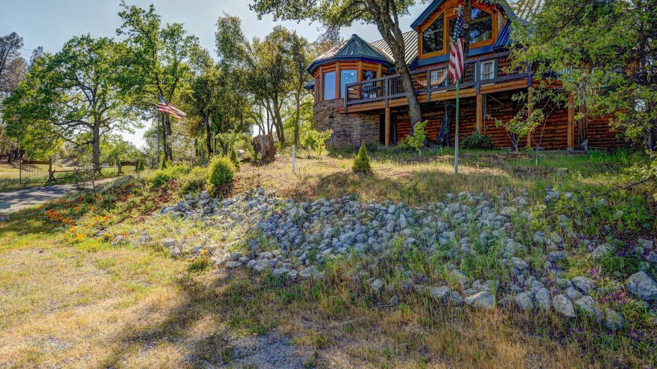 Photo of Outdoor in Shasta Lake
