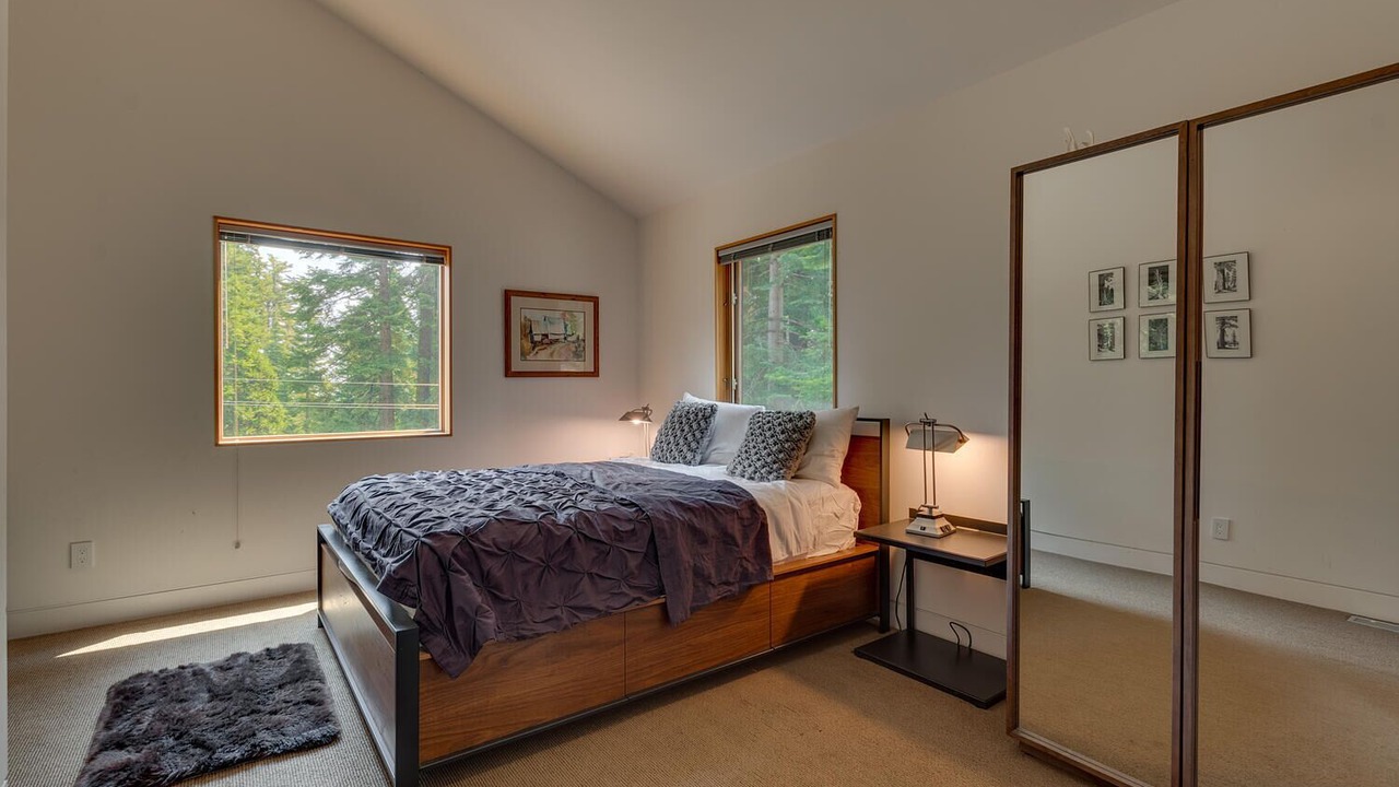 Photo of Bedroom in Tahoe Pines