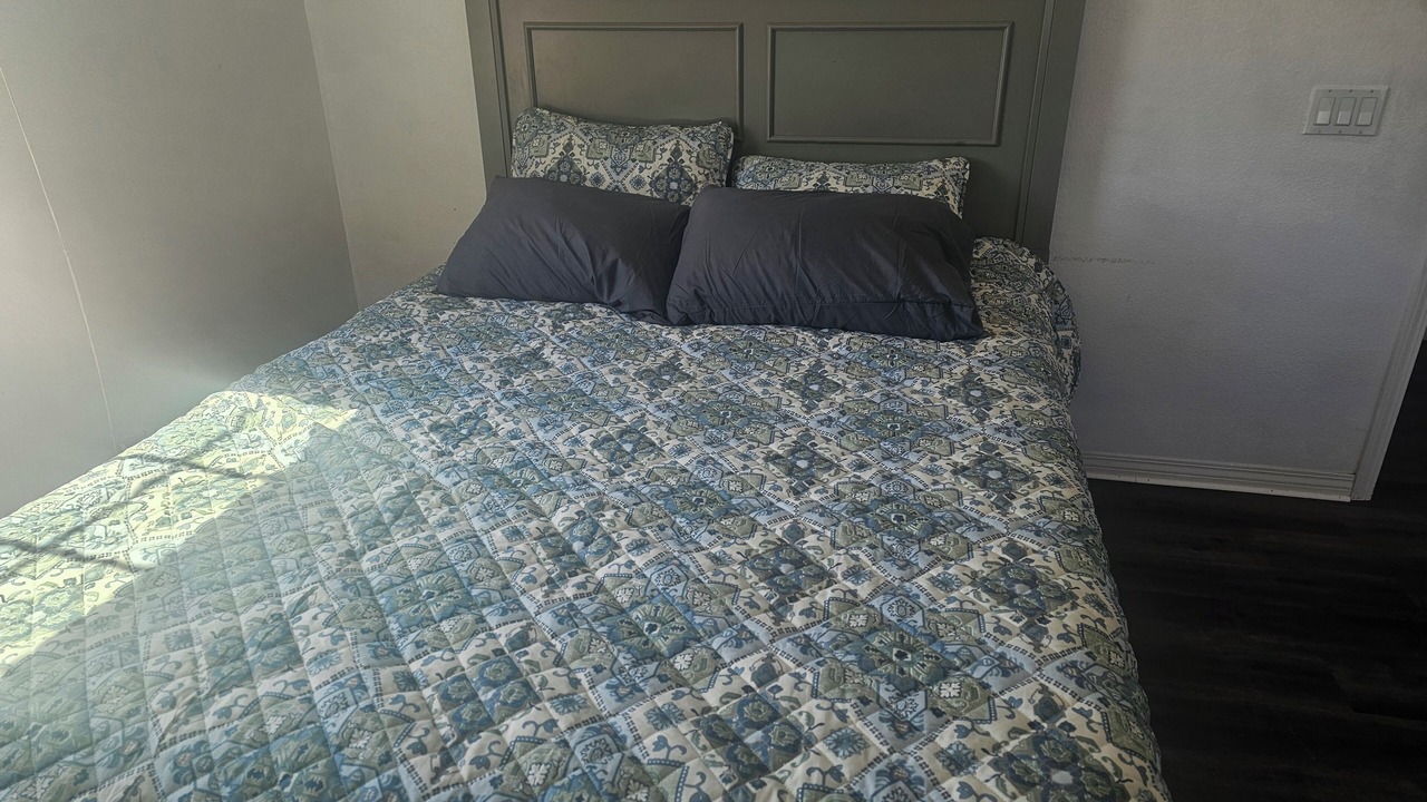 Photo of Bedroom in Wildomar