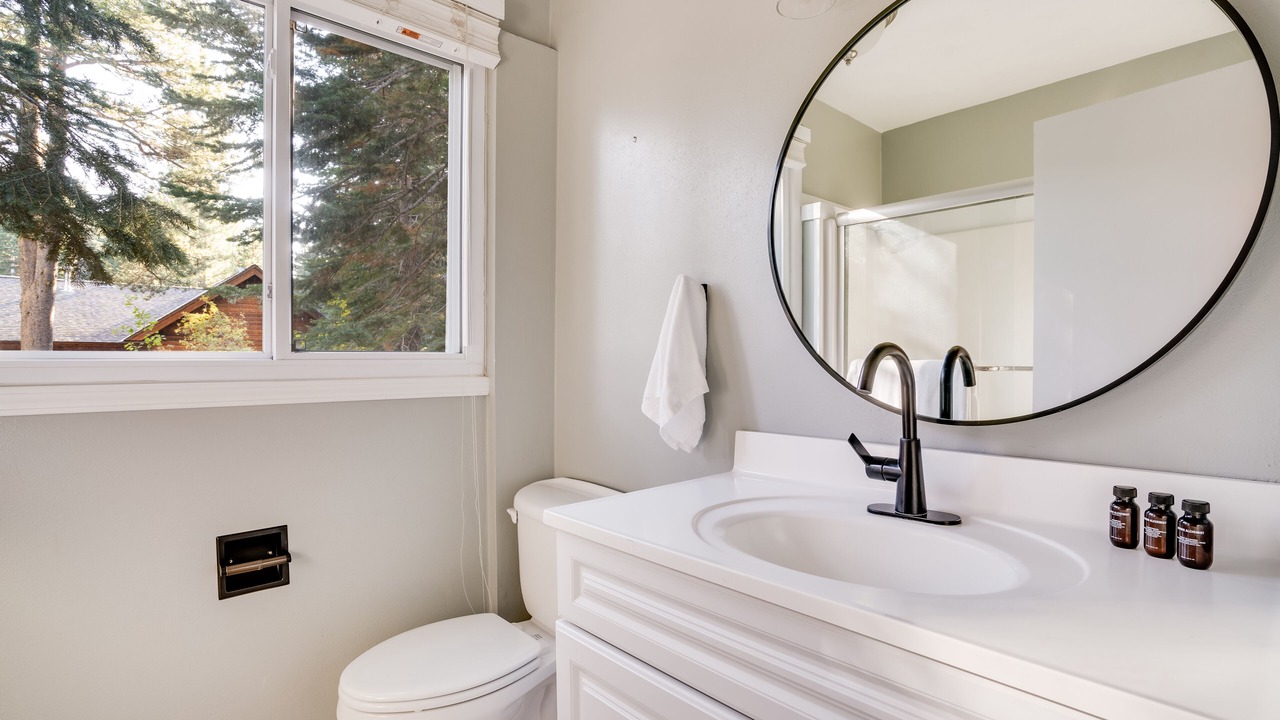 Photo of Bathroom in McKinney Estates