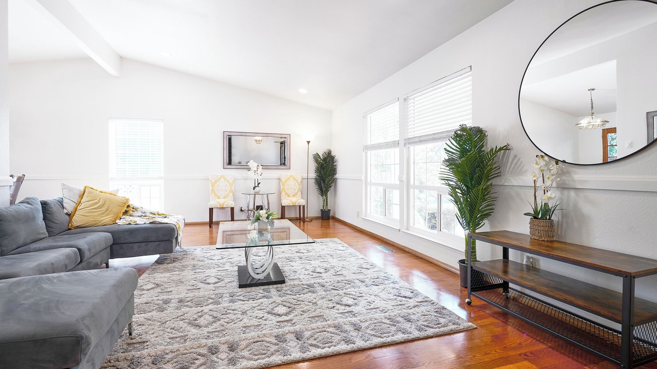 Photo of Livingroom in Pleasanton