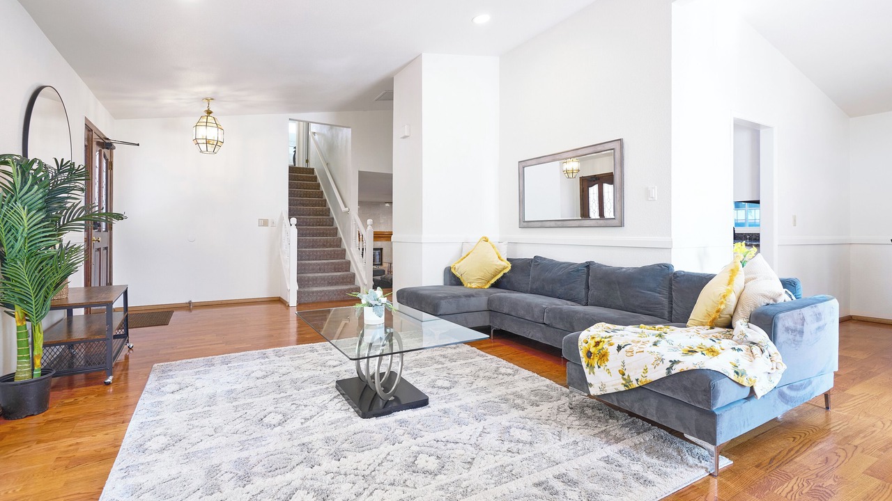 Photo of Livingroom in Pleasanton