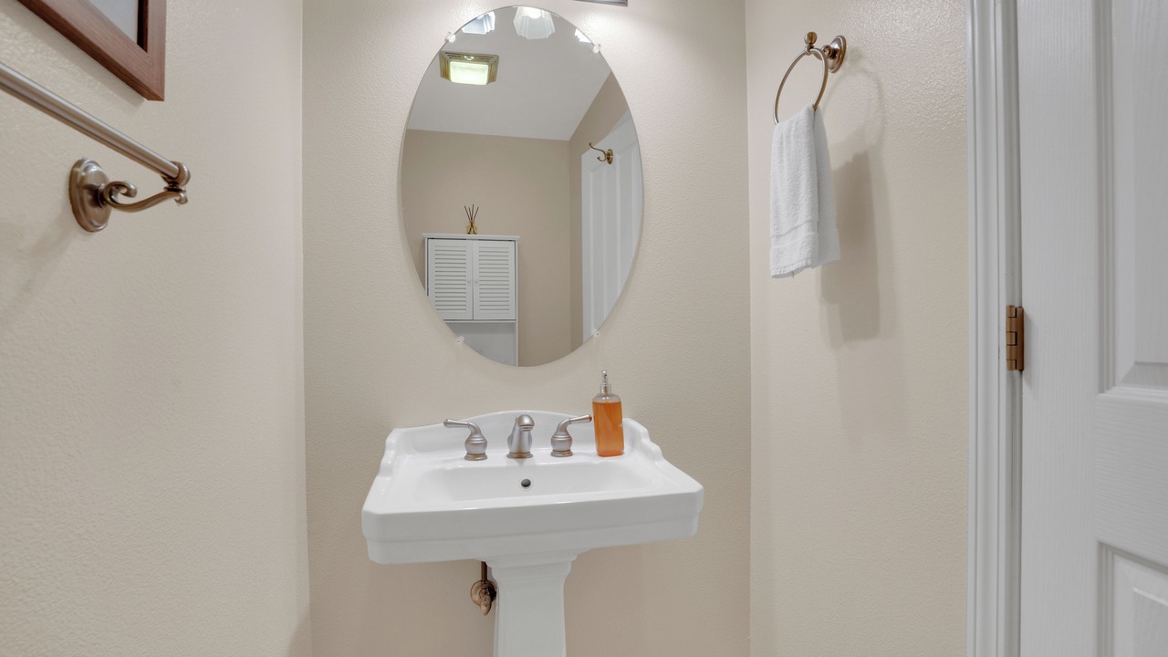 Photo of Bathroom in Mariposa