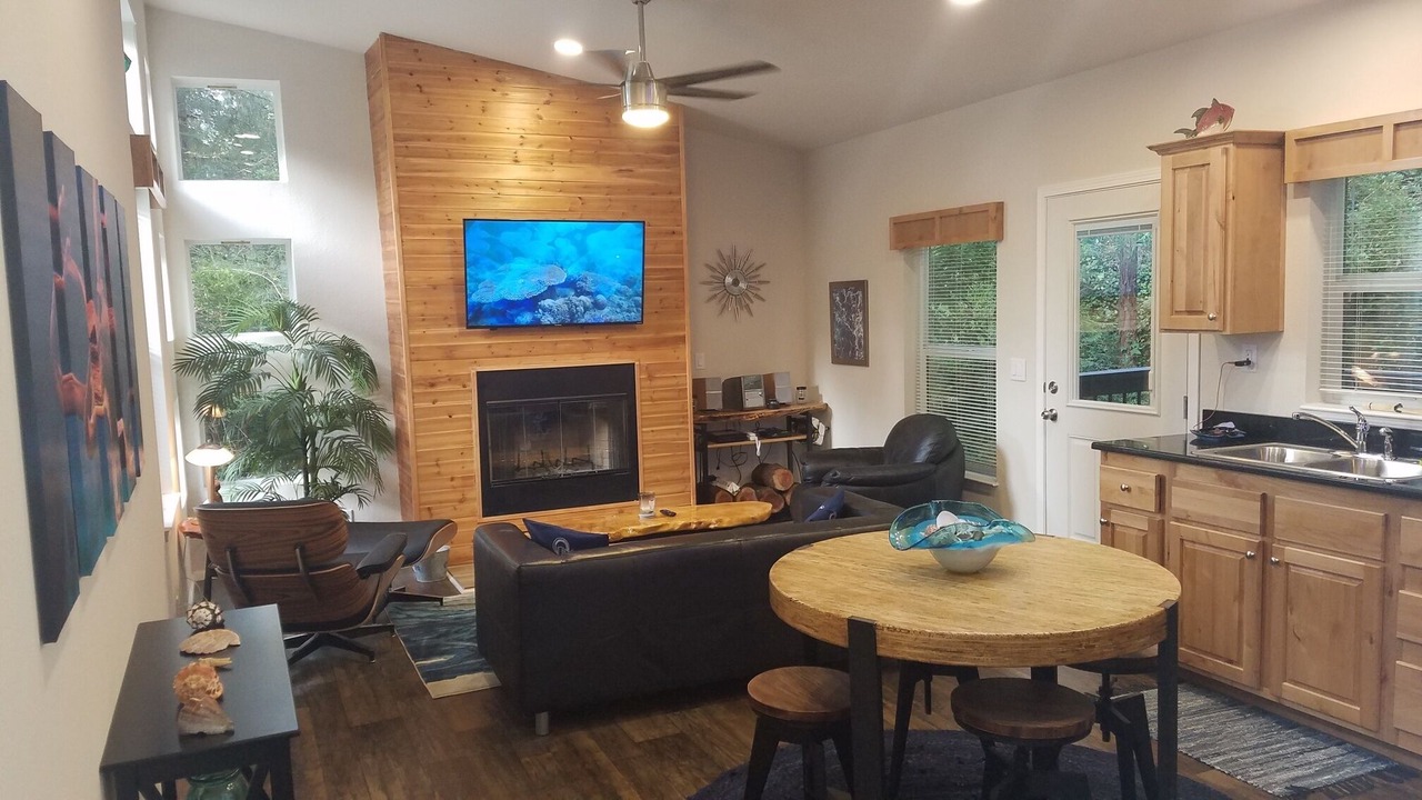 Photo of Livingroom in Crescent City