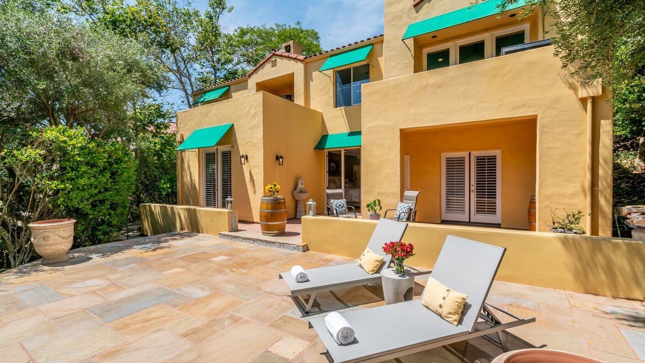 Photo of Patio Balcony in Bel Air