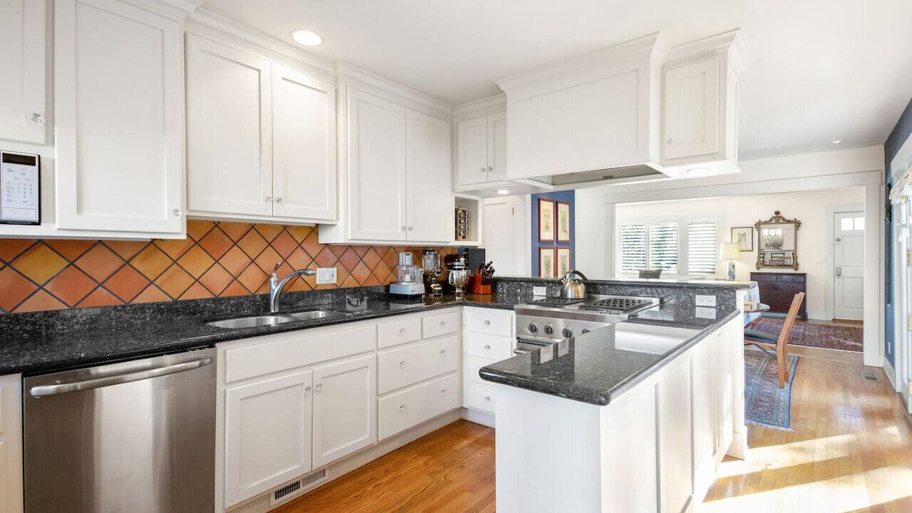 Photo of Kitchen in Crescent Park