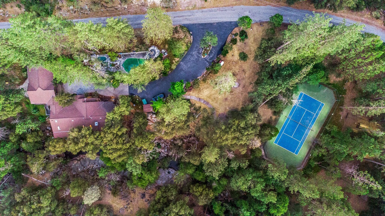 Photo of Outdoor in Oakhurst