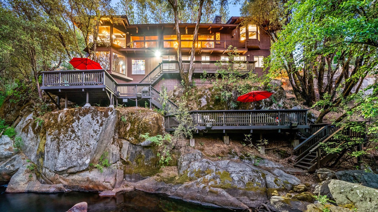 Photo of Outdoor in Oakhurst