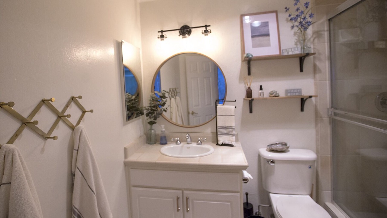 Photo of Bathroom in La Selva Beach