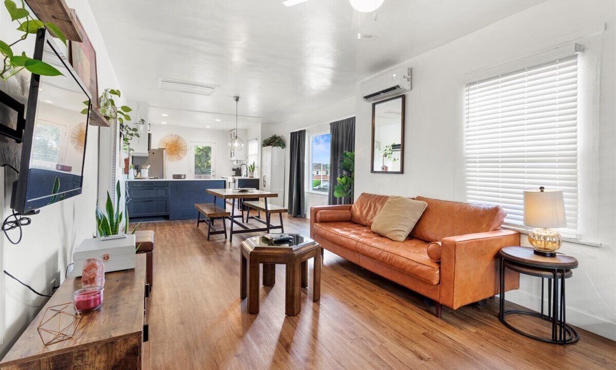 Photo of Livingroom in Logan Heights
