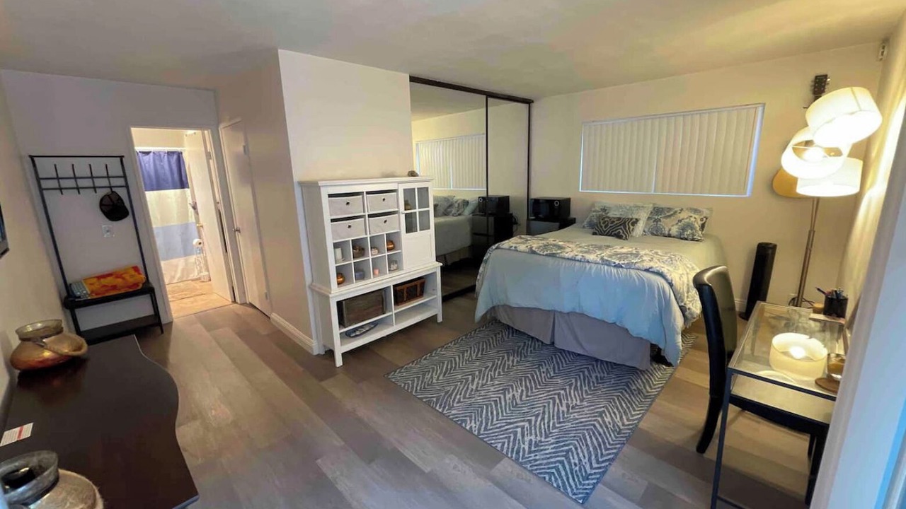 Photo of Bedroom in La Jolla Mesa