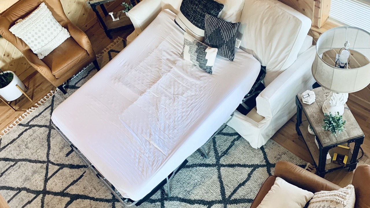 Photo of Bedroom in Springville