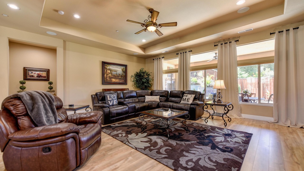 Photo of Livingroom in Roseville